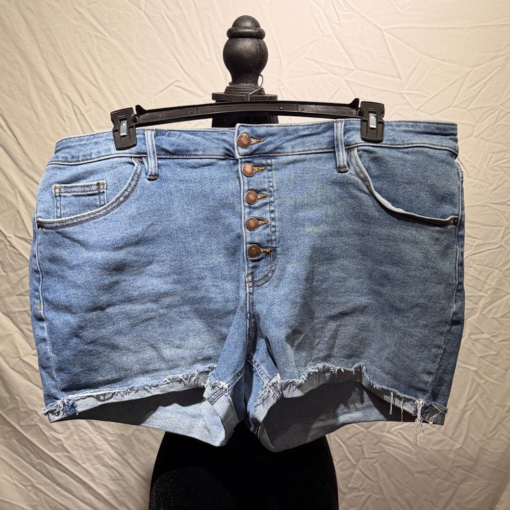 Ava & Viv Blue Jean Shorts with Button Detail